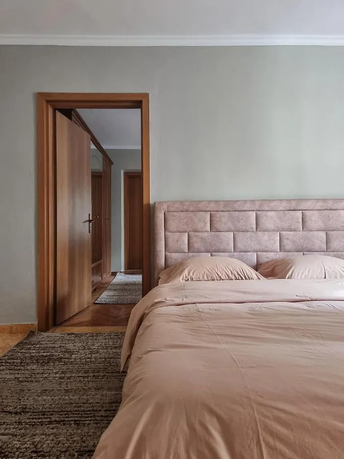 Tirana Center Cozy Apartment