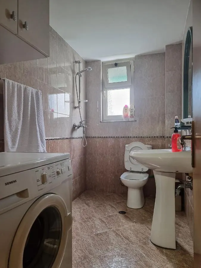 Tirana Center Cozy Apartment
