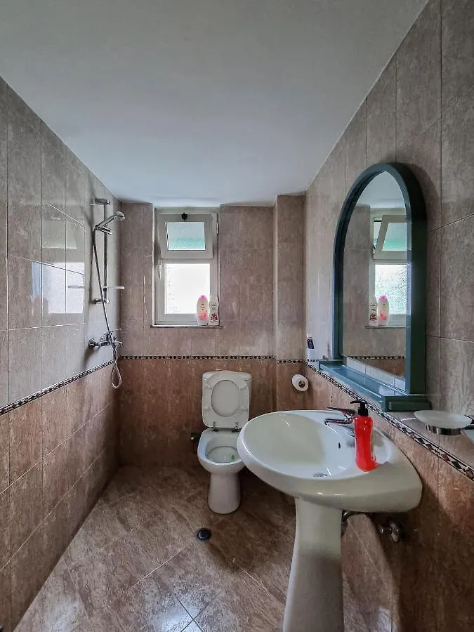 Tirana Center Cozy Apartment 0*,  Arnavutluk